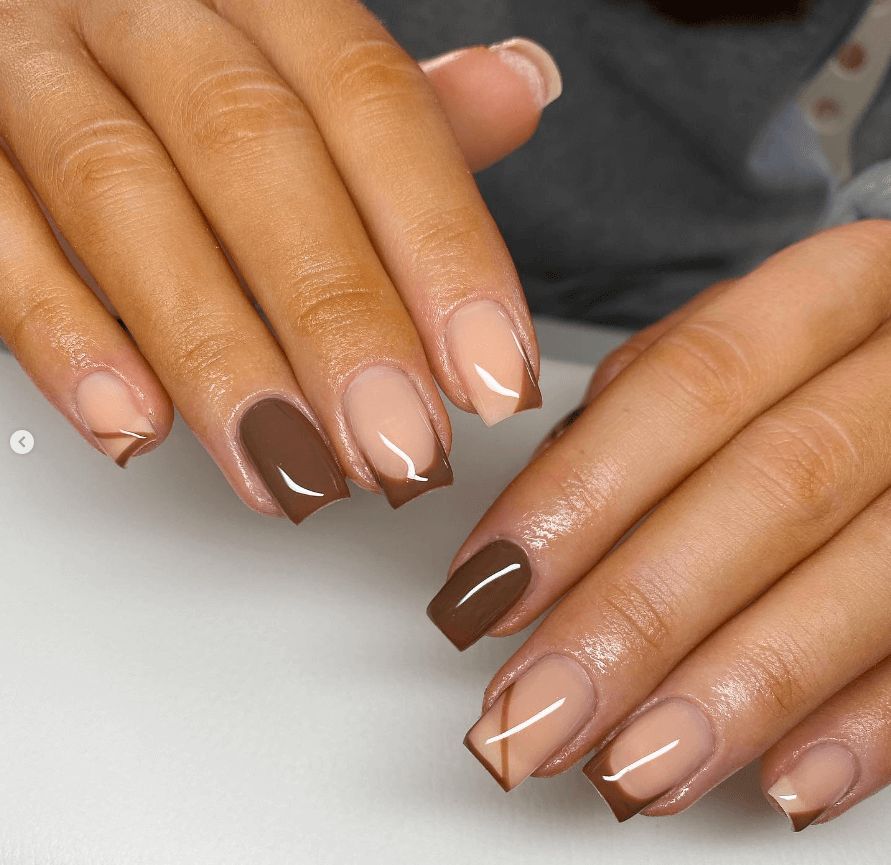 Nude and brown square mix nails, alternating nude and coffee brown squares