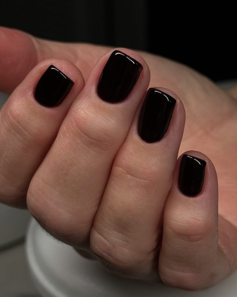 Glossy black short square nails, jet black high shine short set